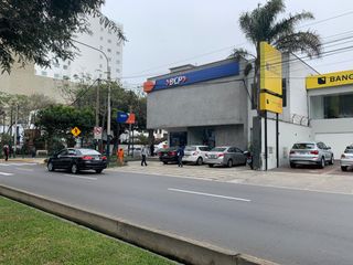 Foto 2 de ALQUILER DE LOCAL COMERCIAL - AV. SALAVERRY 2970