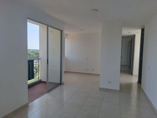 Foto 6 de se arrienda apartamento en los naranjos