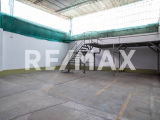 Foto 5 de Alquiler De Local Comercial En Santiago De Surco 1352 M2