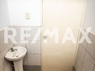 Foto 11 de Alquiler De Local Comercial En Santiago De Surco 1352 M2