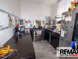 Foto 7 de SE VENDE MUY AMPLIO DEPARTAMENTO DUPLEX EN LA VICTORIA