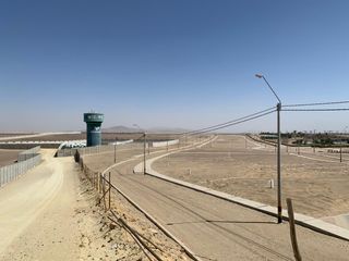 Foto 1 de Terreno de 16 hectáreas (160,000 metros cuadrados) en PARACAS