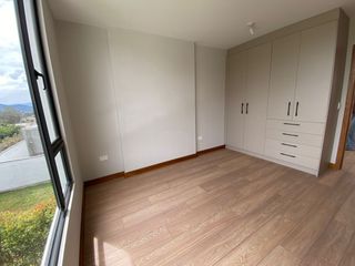 Foto 18 de Casa de venta en Puembo, por estrenar, conjunto cerrado con seguridad 24/7, a 5 minutos del Arupo Market, Juan Valdez.