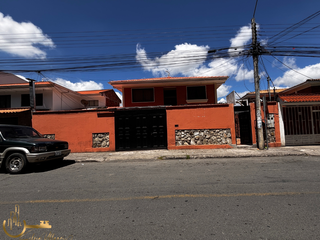 Foto 2 de Casas de Venta en Cuenca Casas Comerciales