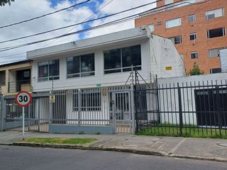 Foto 2 de Vende Casa Lote de 240 M2 en Santa Bárbara