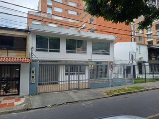 Foto 40 de Vende Casa Lote de 240 M2 en Santa Bárbara
