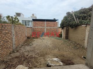 Foto 7 de Venta De Terreno Con Construccion En Campiña De Moche / 273.5 M2 / $ 80,000