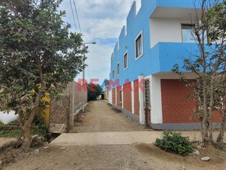 Foto 8 de Venta De Terreno Con Construccion En Campiña De Moche / 273.5 M2 / $ 80,000