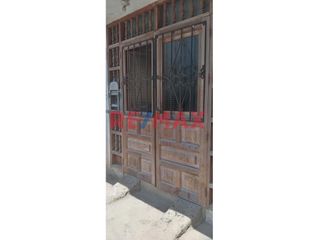 Foto 3 de Vendo Casa En Construcción Frente A Parque 180 M2 Urb. San Judas Tadeo