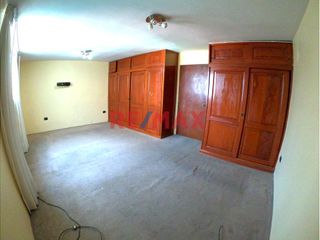 Foto 5 de VENDO AMPLIO DEPARTAMENTO FRENTE AL PARQUE- PUEBLO LIBRE
