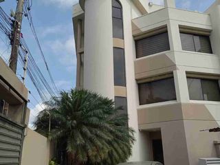 Foto 1 de VENTA DE EDIFICIO PARA OFICINAS SUPER AMPLIA SEMIAMOBLADA