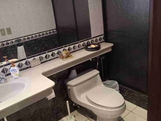 Foto 5 de VENTA DE EDIFICIO PARA OFICINAS SUPER AMPLIA SEMIAMOBLADA