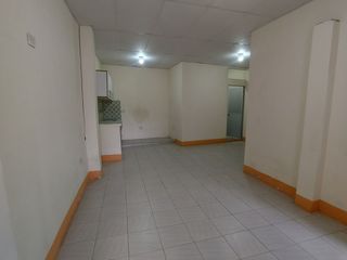 Foto 1 de Se Alquila Villa de 2 Dormitorios cerca a SOLCA, al Hospital Teófilo Dávila No tiene Garaje, preferible sin mascotas