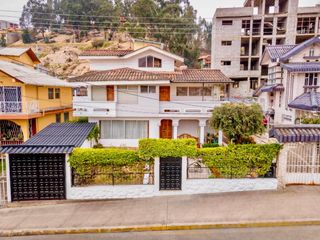 Foto 1 de En Venta Casa Rentera en Azogues en la Avenida 16 de Abril