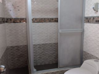 Foto 8 de Casa En Venta Para Vivienda O Negocio En Plena Avenida El Sol - Rimac