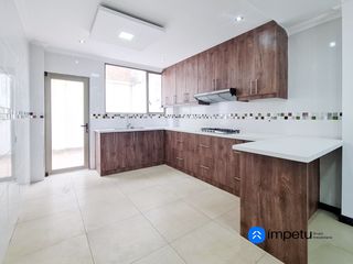 Foto 1 de Se vende casa tres habitaciones al sur de la ciudad