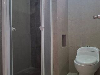 Foto 14 de CASA COMPLETAMENTE AMOBLADA EN ALQUILER