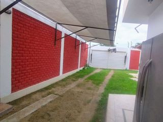 Foto 5 de AMPLIA CASA EN VENTA O ALQUILER LOMA BLANCA - PIURA