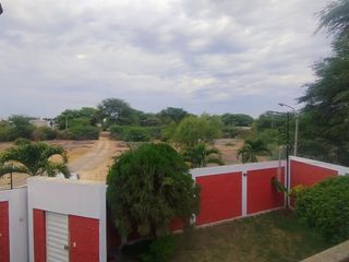 Foto 22 de AMPLIA CASA EN VENTA O ALQUILER LOMA BLANCA - PIURA