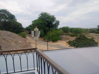 Foto 23 de AMPLIA CASA EN VENTA O ALQUILER LOMA BLANCA - PIURA