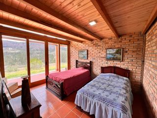 Foto 13 de En Venta Quinta con Terreno Amplio en la Autopista Azogues Cuenca