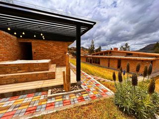 Foto 17 de En Venta Quinta con Terreno Amplio en la Autopista Azogues Cuenca