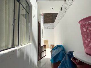 Foto 37 de Venta De Hermosa Casa De 3 Pisos Ubicada En La Mejor Zona Del Rimac, En La Av La Capilla.