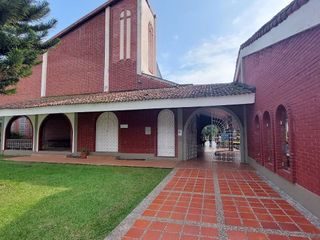 Foto 3 de Vendo lote funerario doble excelente ubicación Camposanto Metropolitano del Sur