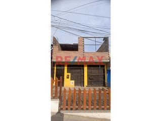 Foto 3 de 1126124 Casa Con Local Comercial En Puente Piedra En Ocasión