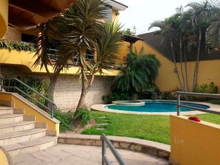 Foto 4 de ¡Vive el lujo y la comodidad en Las Lagunas de La Molina! Alquiler/venta