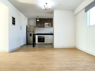 Foto 4 de Práctico Y Moderno Flat Con Una Vista Espectacular - Piso 12