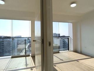 Foto 12 de Práctico Y Moderno Flat Con Una Vista Espectacular - Piso 12