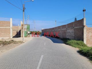 Foto 3 de Terreno En Alquiler / Cercado / 268 M2 / S/.1,500 / Sector America