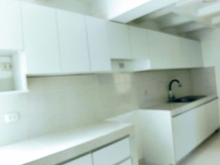 Foto 5 de SURCO -ALQUILO    Depto DUPLEX  190 M2.  4dorm,4baños