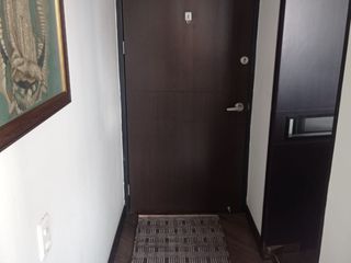 Foto 2 de SE VENDE APARTAMENTO EN GRAN GRANADA