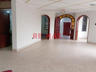 Foto 3 de Alquilo Casa En Esquina Ubicada En Urb San Isidro, Para Empresa O Uso Familiar At 152.54M2 Muy Cerca De La Reniec