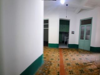 Foto 2 de HERMOSA CASA EN 1ER PISO EN STA BEATRIZ, CERCADO DE LIMA