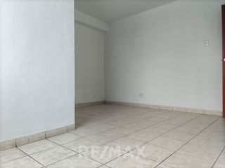 Foto 14 de Alquiler De Oficina En Santiago De Surco 216 M2