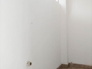 Foto 7 de Alquiler De Oficina En Santiago De Surco 216 M2