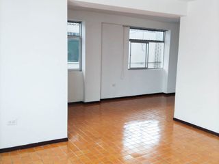Foto 17 de Alquiler De Oficina En Santiago De Surco 216 M2