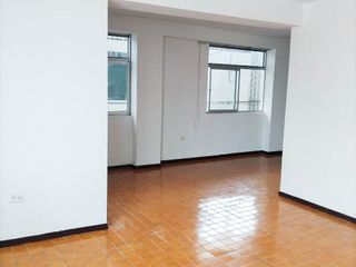 Foto 18 de Alquiler De Oficina En Santiago De Surco 216 M2