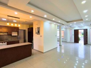 Foto 8 de Renta de Casa en Oro City 2