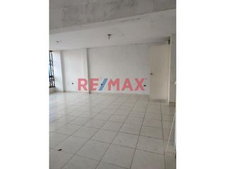 Foto 2 de Se Alquila Local Comercial De 141M2 En Universitaria Con Belaúnde En Comas.