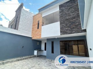 Foto 2 de VENTA DE CASA POR ESTRENAR EN RACAR, CUENCA