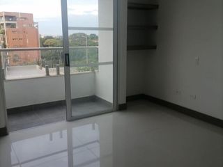 Foto 8 de CIUDAD JARDIN VENDO HERMOSO APTO COMO NUEVO 2 PISO,  RENTANDO