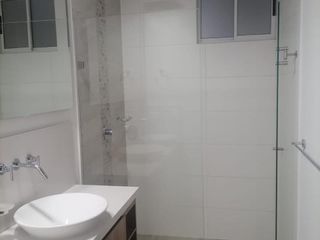 Foto 20 de CIUDAD JARDIN VENDO HERMOSO APTO COMO NUEVO 2 PISO,  RENTANDO