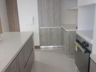 Foto 6 de CIUDAD JARDIN VENDO HERMOSO APTO COMO NUEVO 2 PISO,  RENTANDO