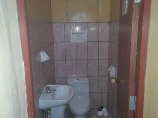 Foto 10 de SE VENDE LOCAL COMERCIAL EN LA VICTORIA A 5 CUADRAS DEL EMPORIO COMERCIAL DE GAMARRA