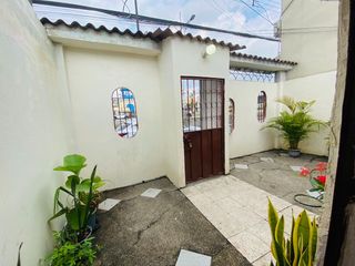 Foto 14 de Se vende casa Alborada Avenida Francisco de Orellana  frente a Mall del Río o La Gran Manzana PRINCIPAL