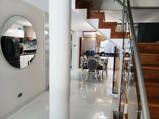 Foto 16 de 👨‍👩‍👧‍👦 VENDO MODERNA Y ELEGANTE CASA DE 3 PISOS + AZOTEA EN SAN LUIS